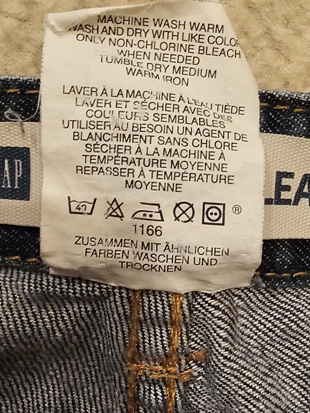 Gap Button-Fly Women’s Jeans - Picture 5 of 5